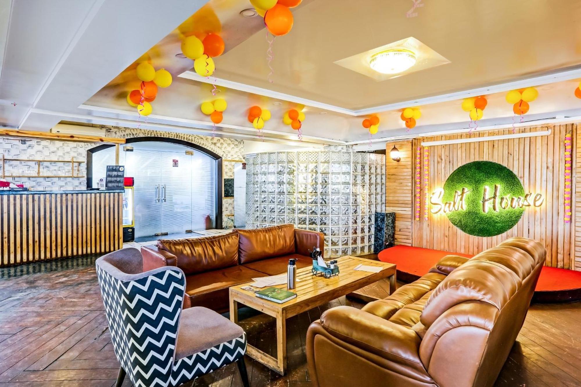 Oyo Salt House Hotel Mumbai Kültér fotó