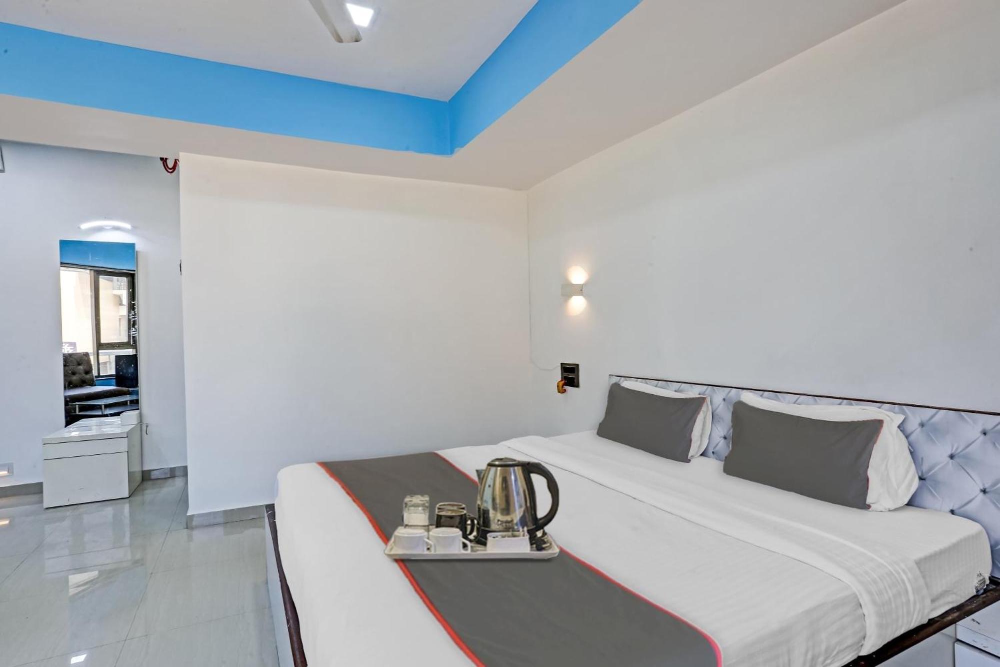 Oyo Salt House Hotel Mumbai Kültér fotó