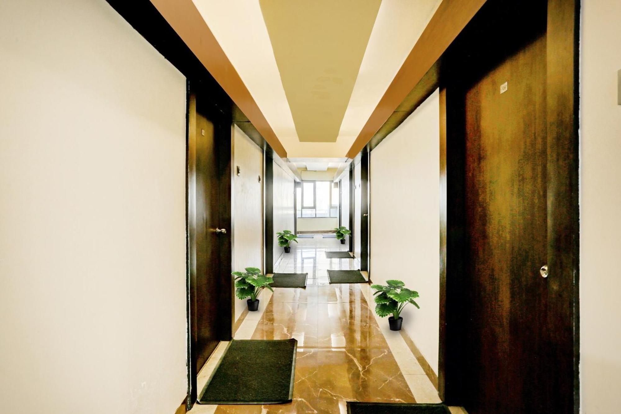Oyo Salt House Hotel Mumbai Kültér fotó